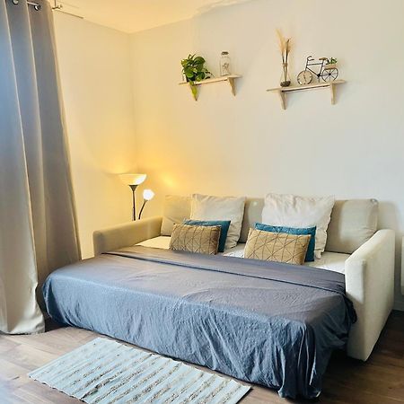 Appartement T2 Ideal Pour Familles Ou Sejour D Affaire Argenteuil Luaran gambar