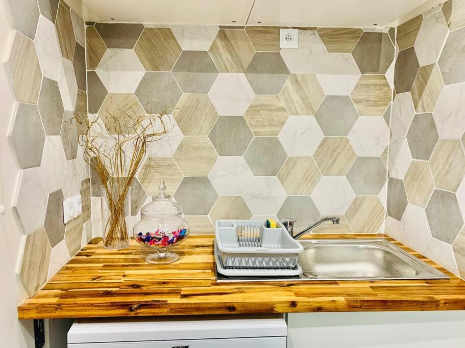 Appartement T2 Ideal Pour Familles Ou Sejour D Affaire Argenteuil Luaran gambar