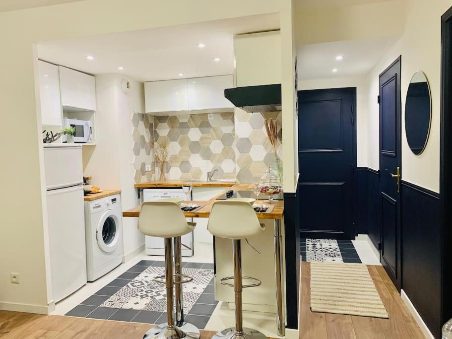 Appartement T2 Ideal Pour Familles Ou Sejour D Affaire Argenteuil Luaran gambar