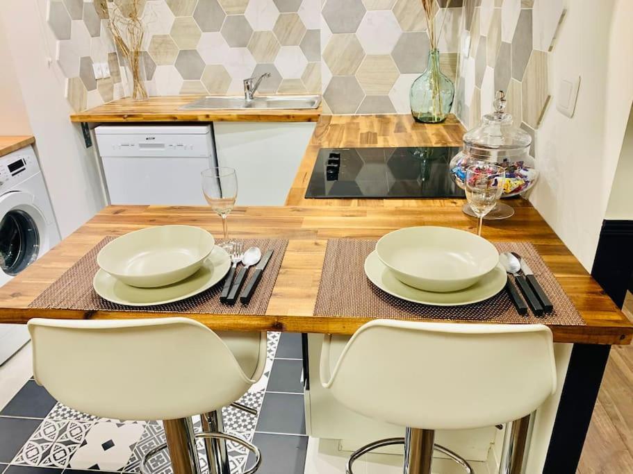 Appartement T2 Ideal Pour Familles Ou Sejour D Affaire Argenteuil Luaran gambar