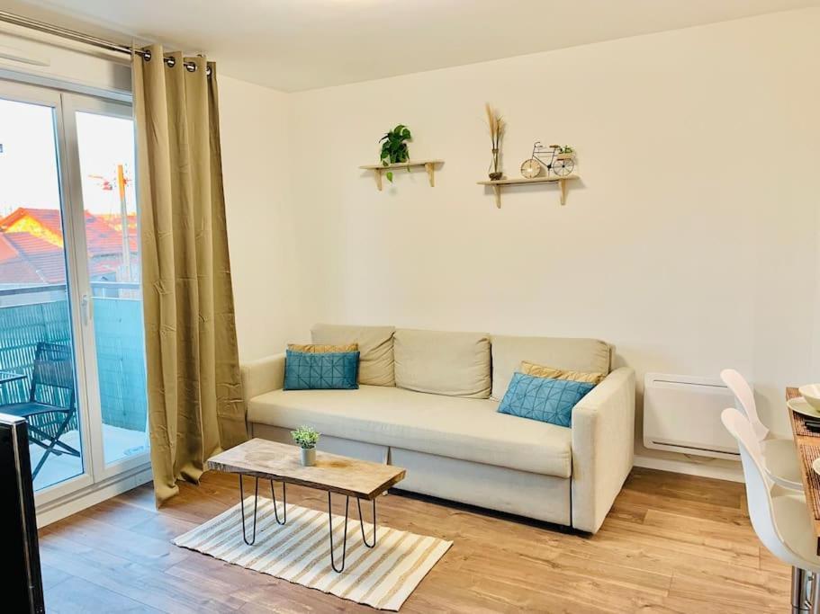 Appartement T2 Ideal Pour Familles Ou Sejour D Affaire Argenteuil Luaran gambar