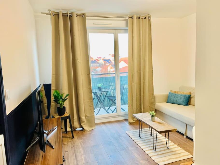 Appartement T2 Ideal Pour Familles Ou Sejour D Affaire Argenteuil Luaran gambar